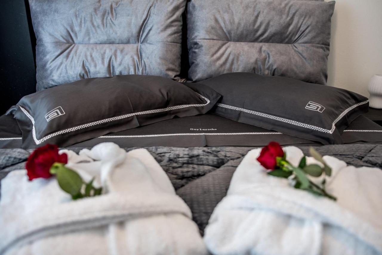 Escape Luxury Apartment 纳夫普利翁 外观 照片